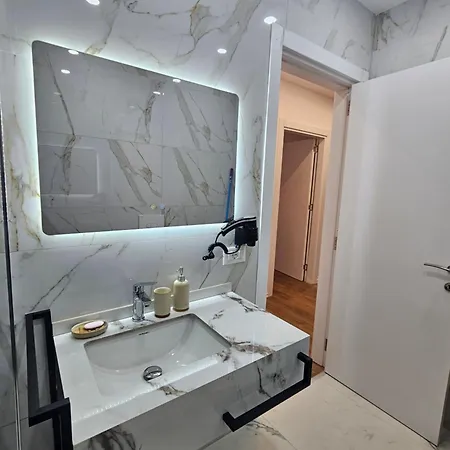 Apartment Univers *