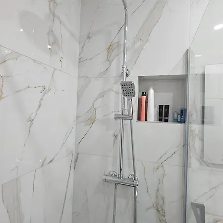 Univers Apartment