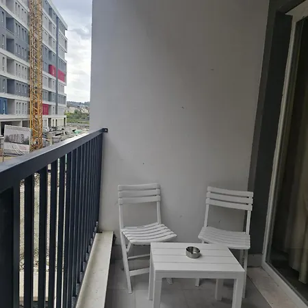 Univers Apartment *