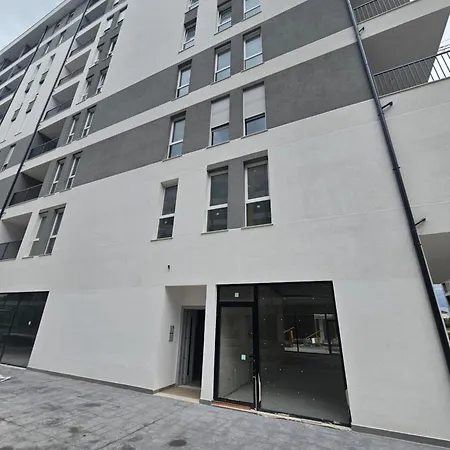 Apartment Univers Tirana